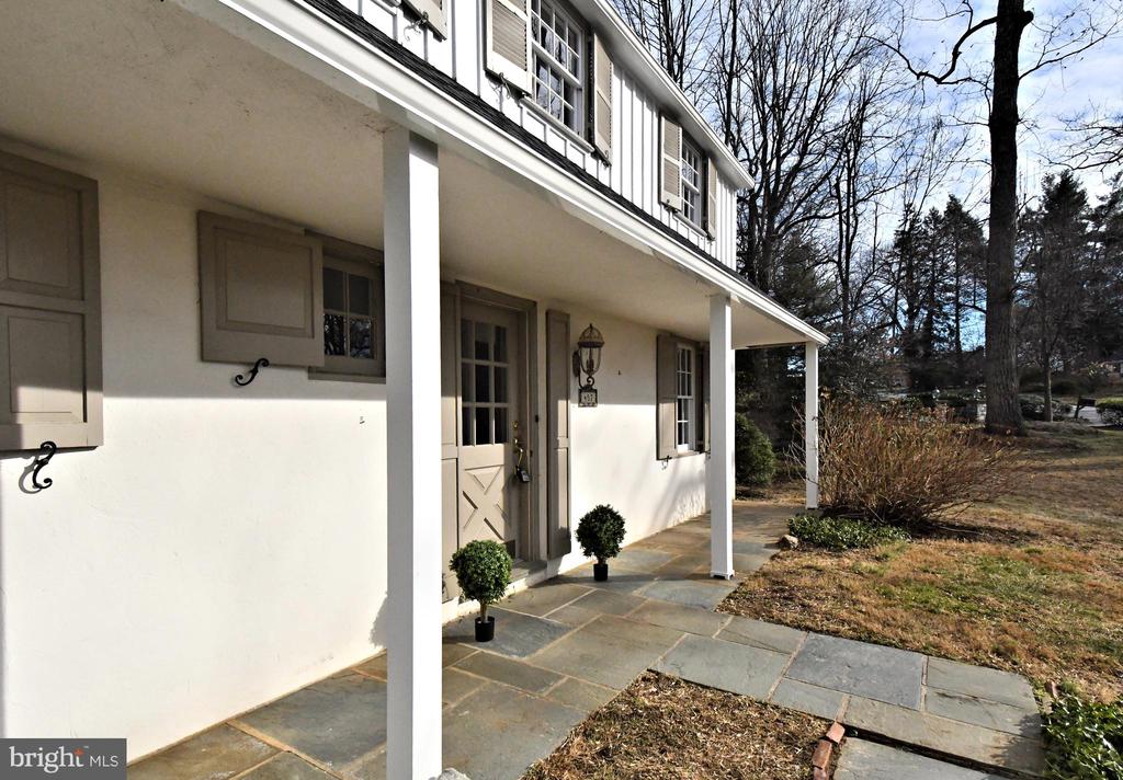 457 SCHOOL HOUSE LANE