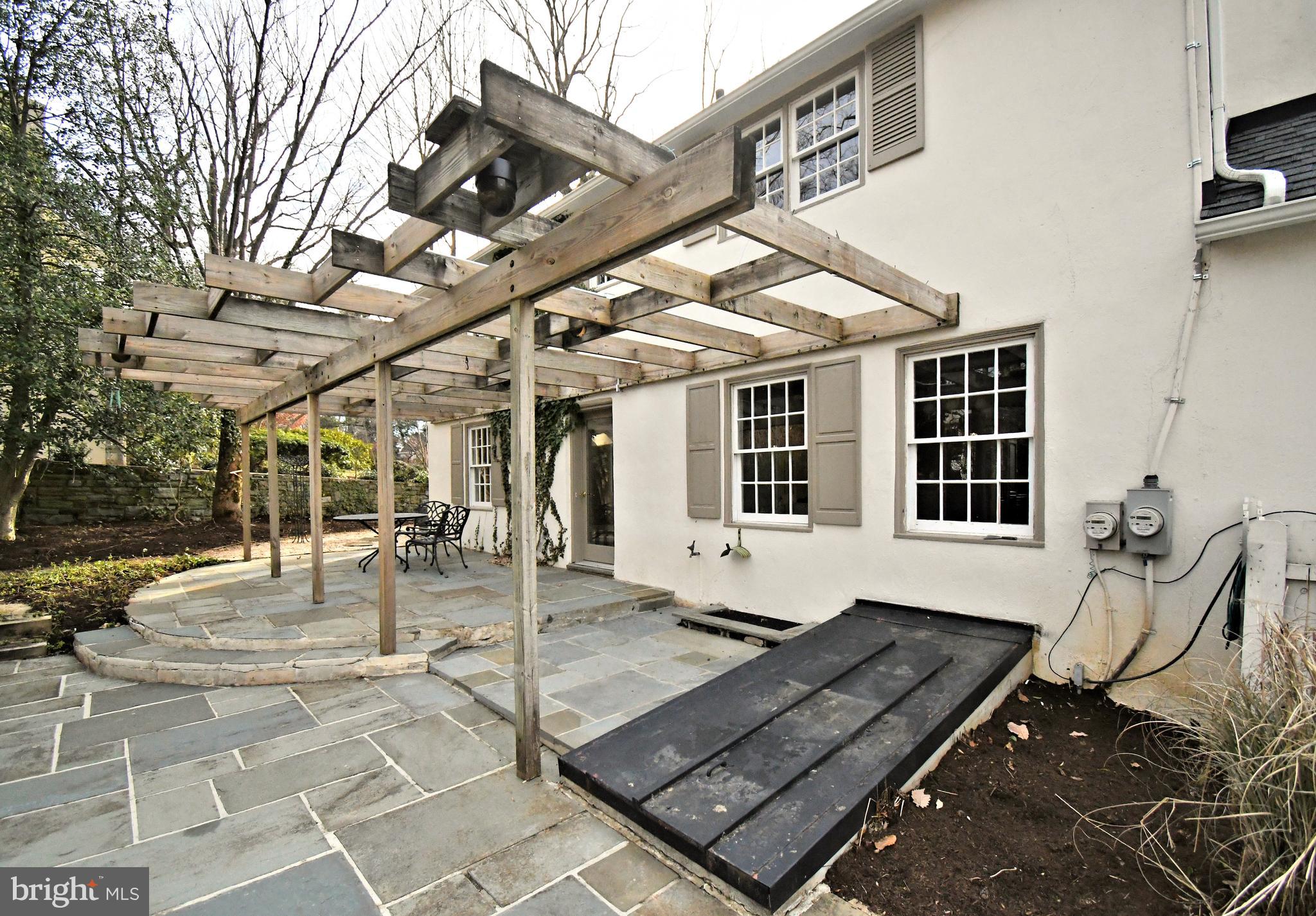 457 SCHOOL HOUSE LANE