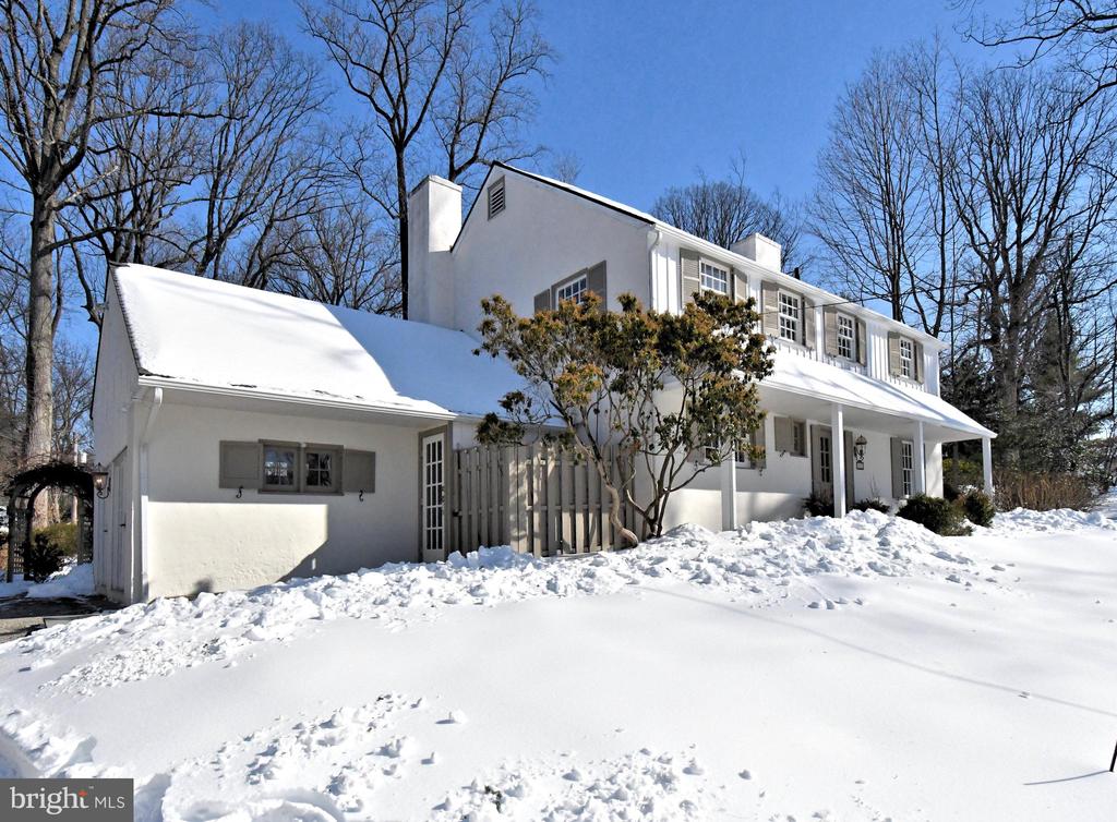 457 SCHOOL HOUSE LANE