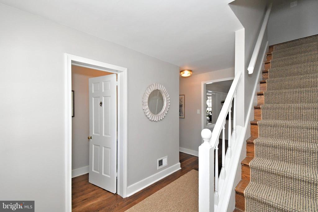 457 SCHOOL HOUSE LANE