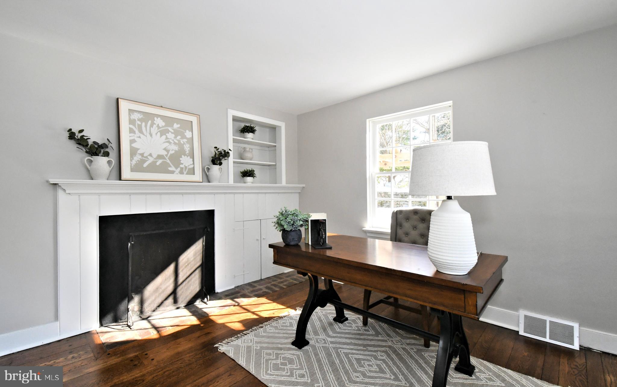 457 SCHOOL HOUSE LANE