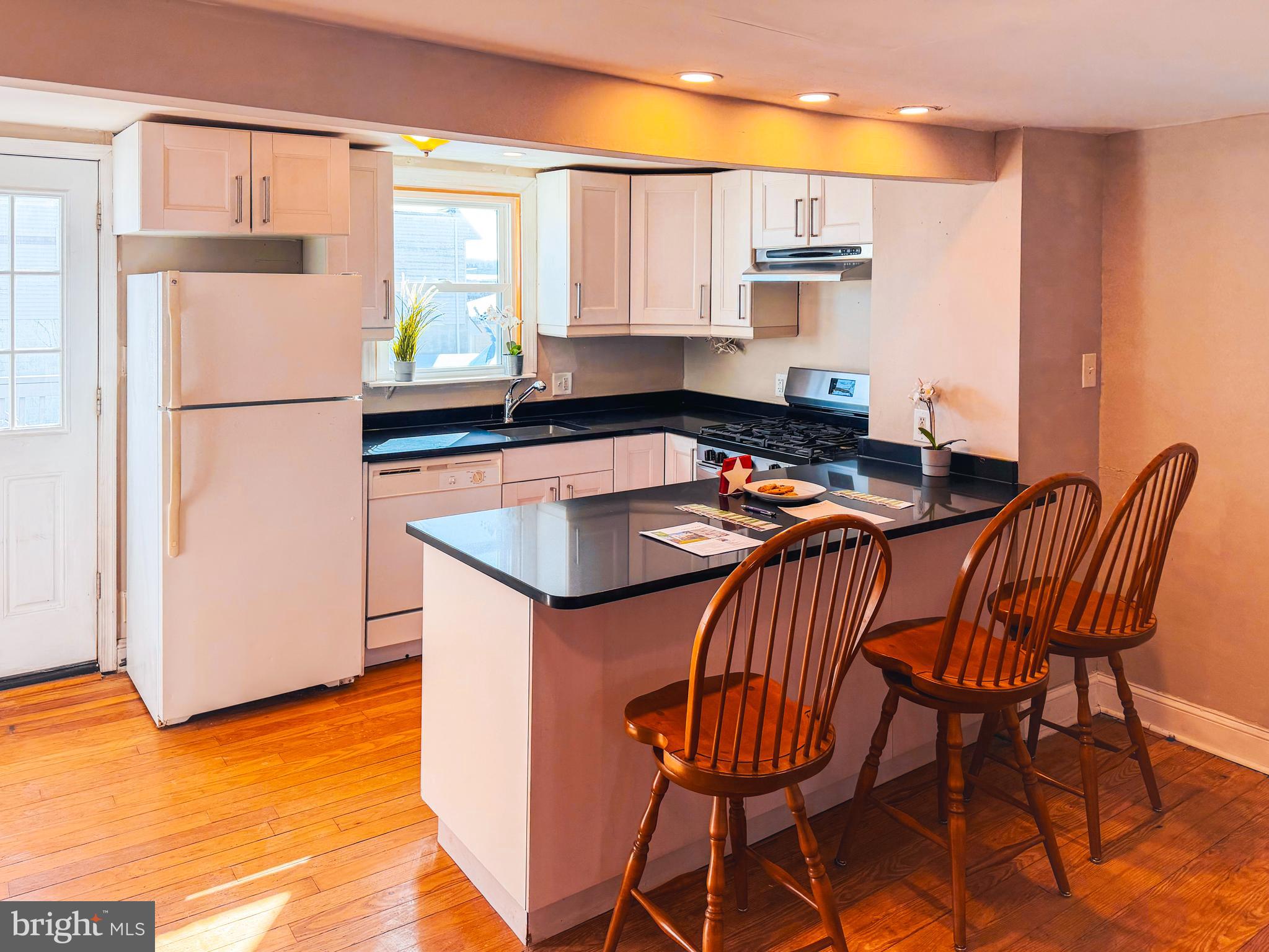 220 SAINT MARYS STREET