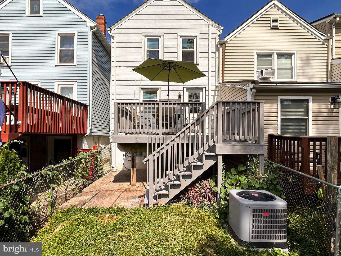 220 SAINT MARYS STREET