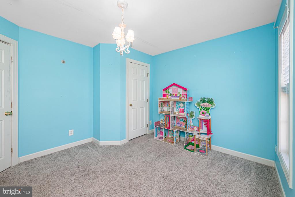 71 N SAVANNA DRIVE