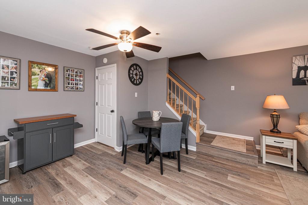 1703 BRIARWOOD COURT 1703
