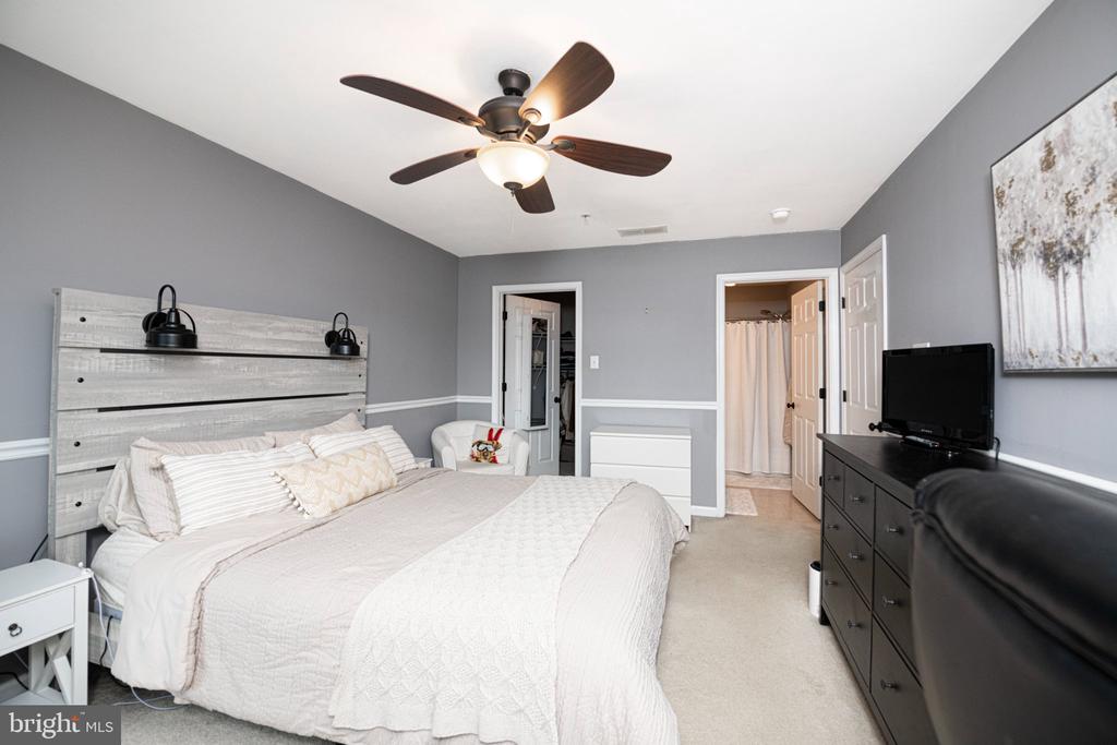 1703 BRIARWOOD COURT 1703