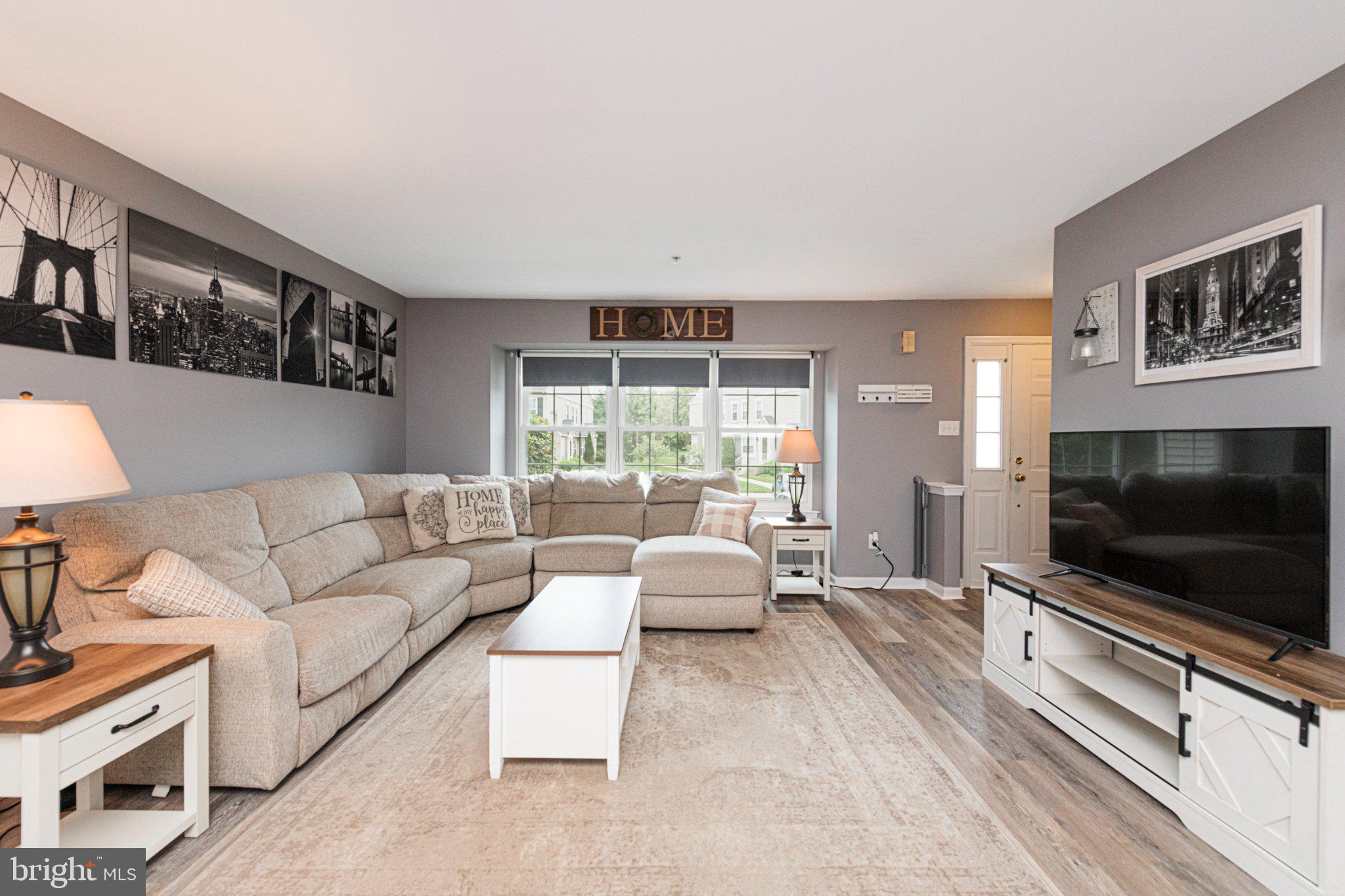 1703 BRIARWOOD COURT 1703