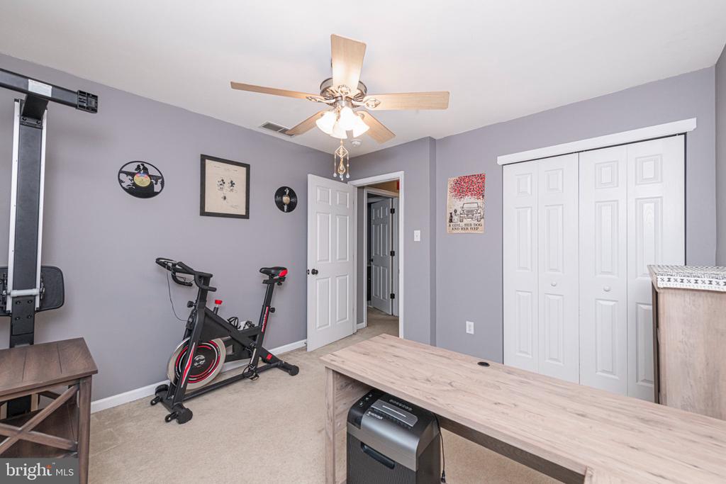 1703 BRIARWOOD COURT 1703