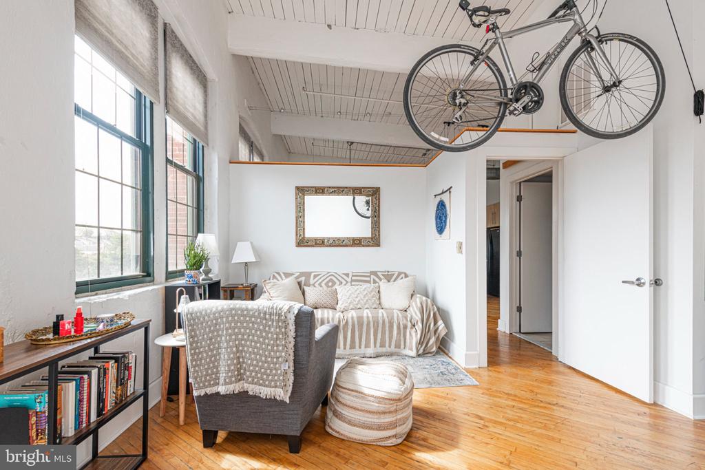 200 LINCOLN AVENUE Unit: 324