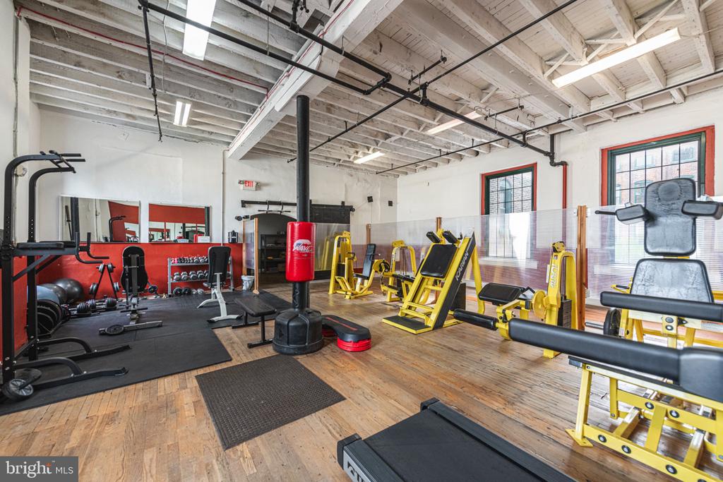 200 LINCOLN AVENUE Unit: 324