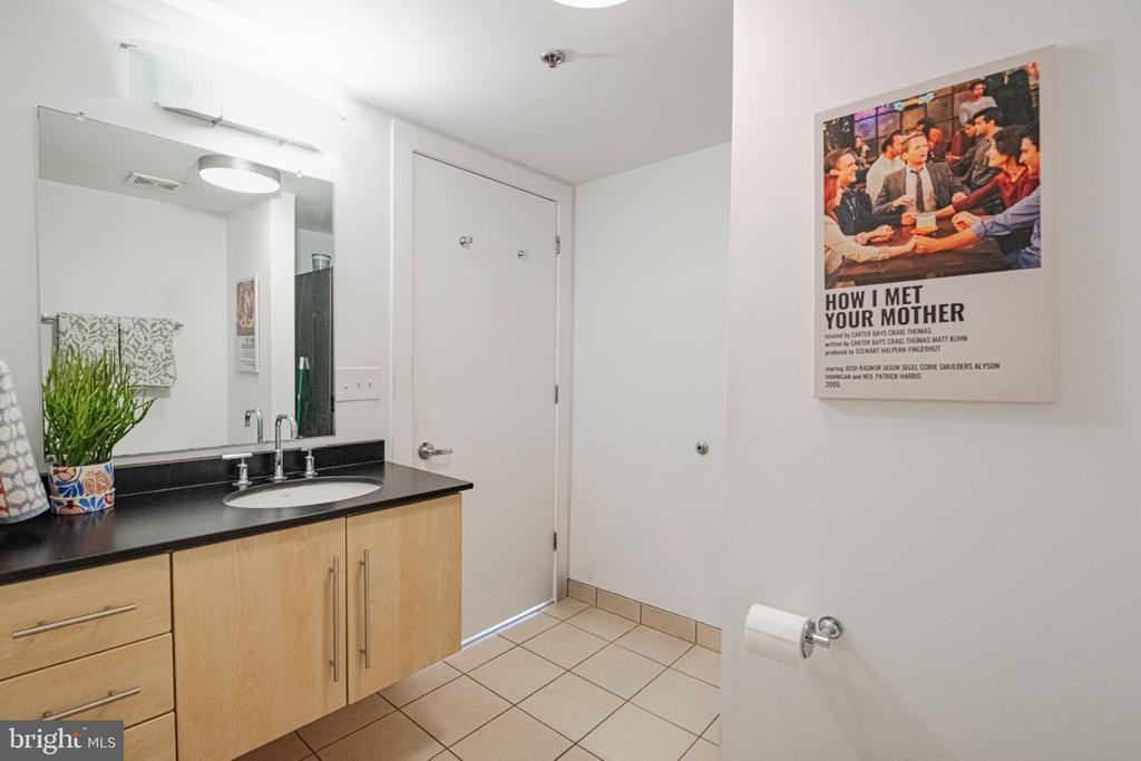 200 LINCOLN AVENUE Unit: 324