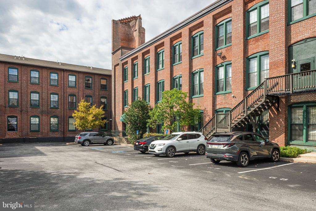 200 LINCOLN AVENUE Unit: 324