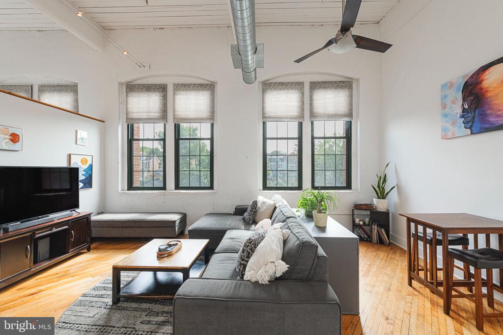 200 LINCOLN AVENUE Unit: 324