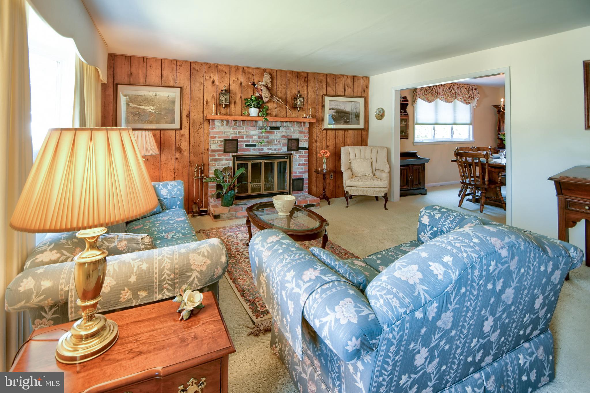 319 S BOBBIN MILL LANE