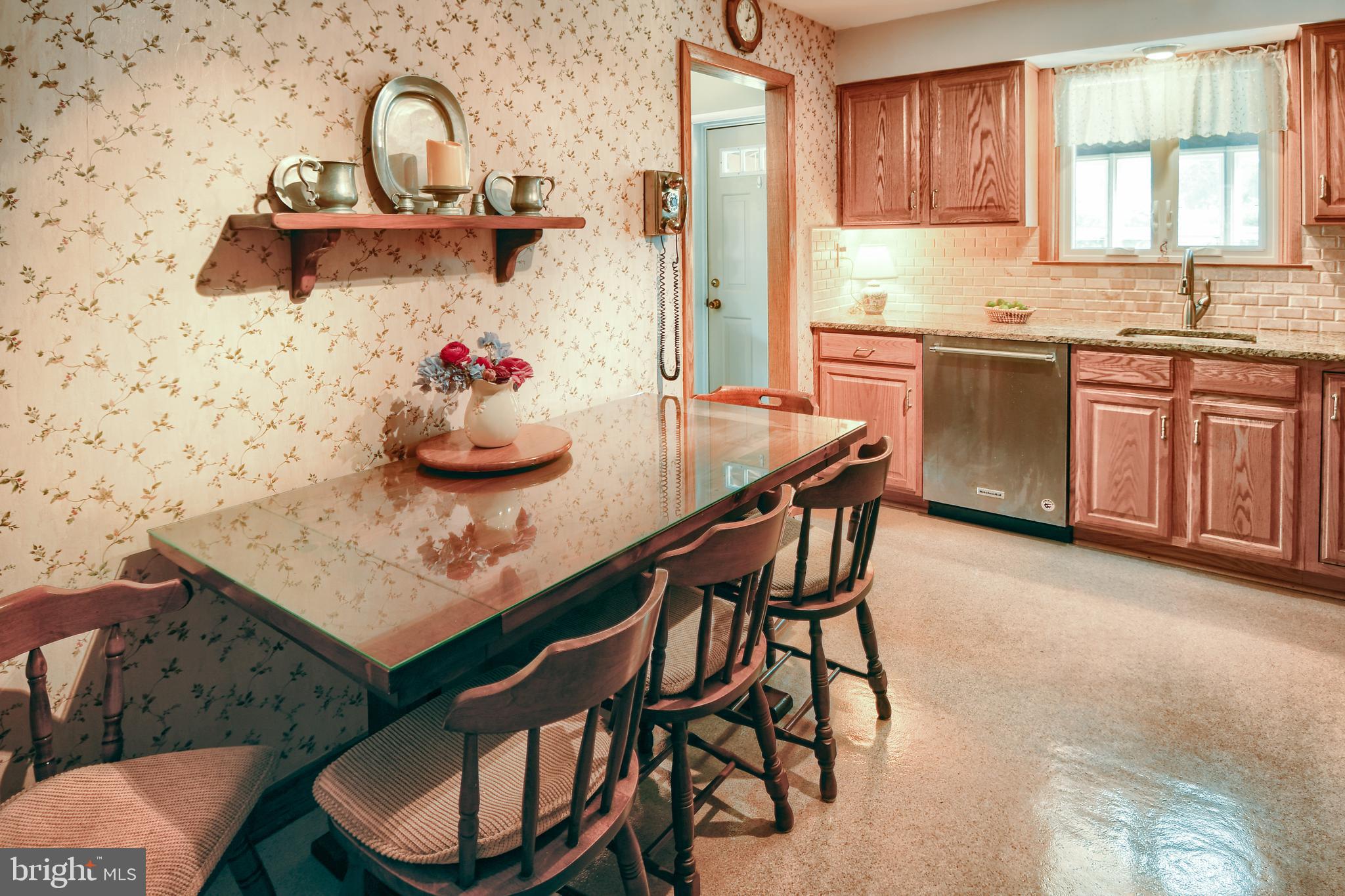 319 S BOBBIN MILL LANE