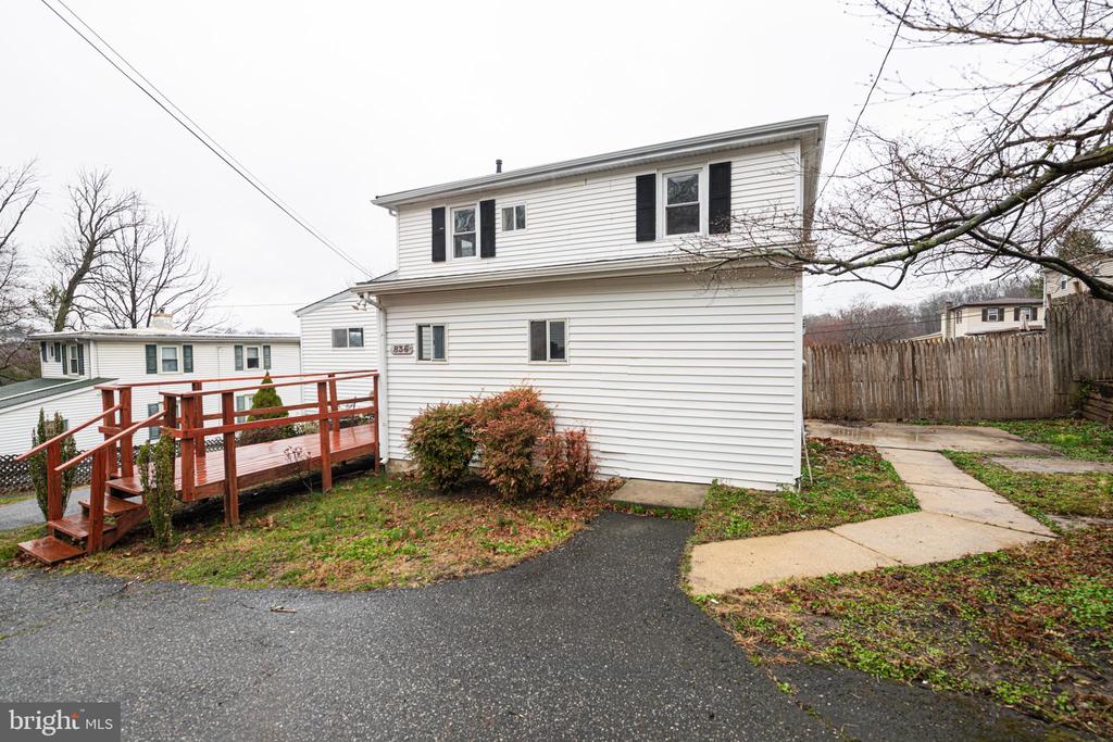 836 HILL ROAD