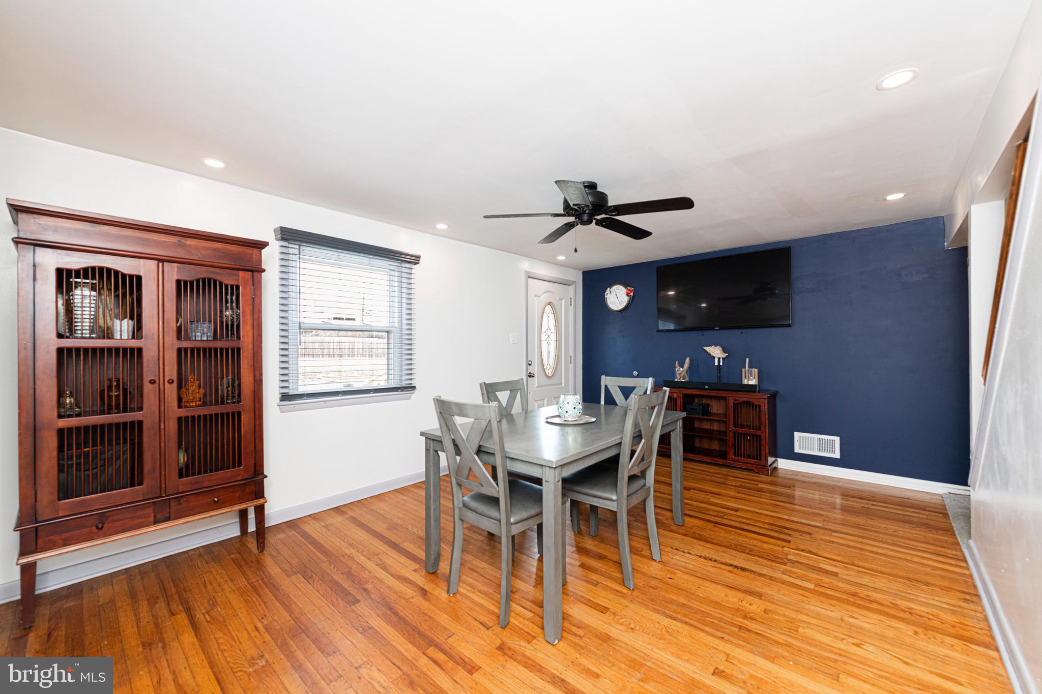 2015 DUTTON MILL ROAD