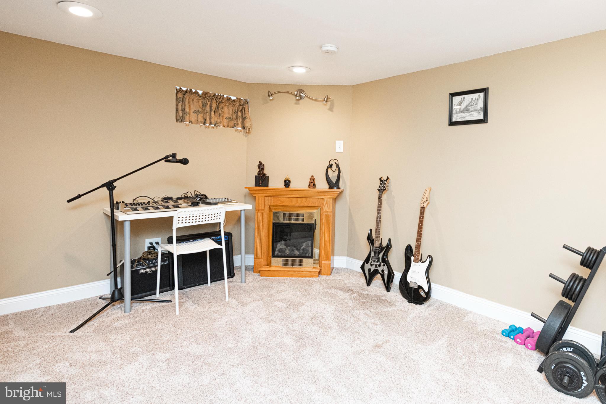 2015 DUTTON MILL ROAD