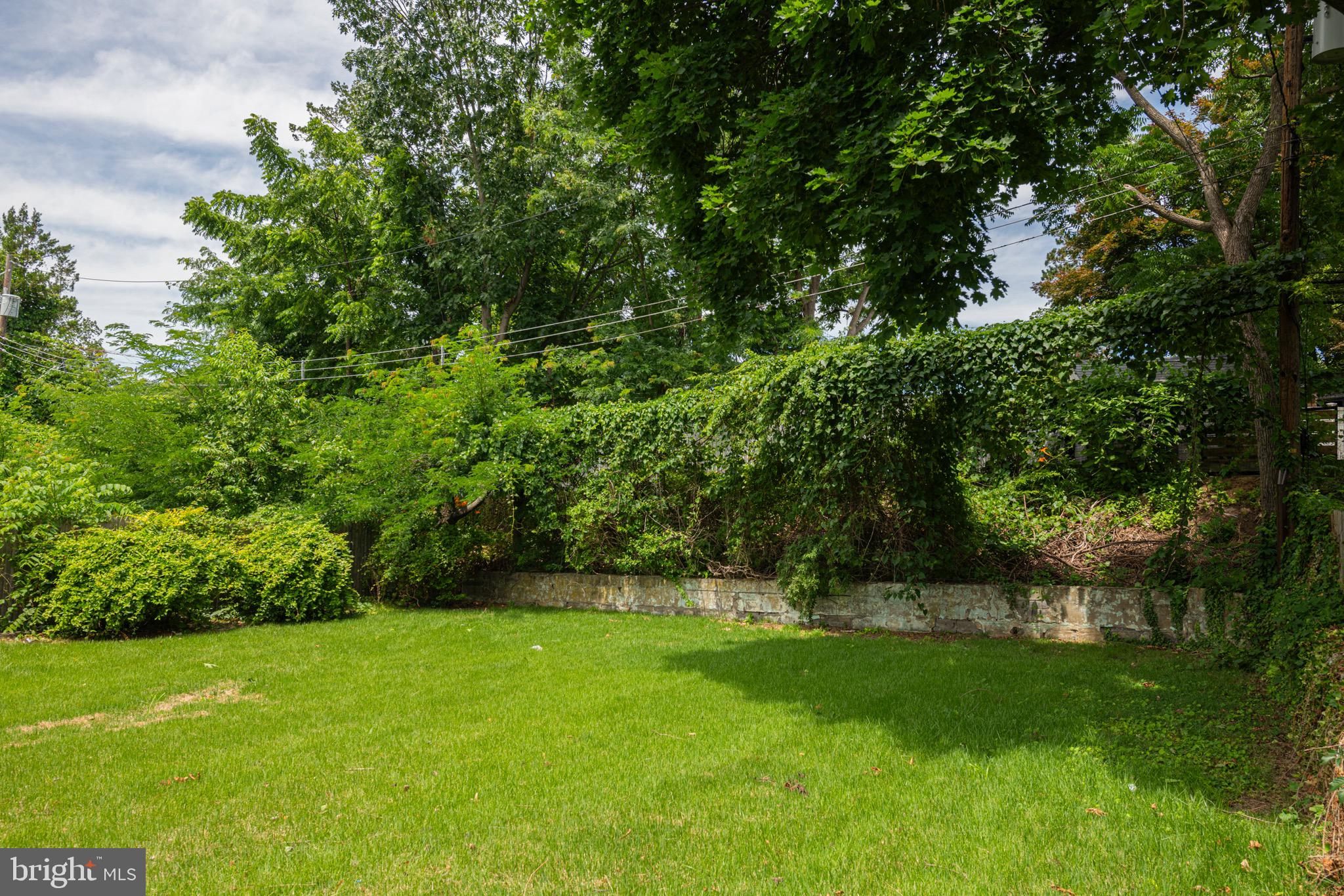 142 WYNDMOOR ROAD