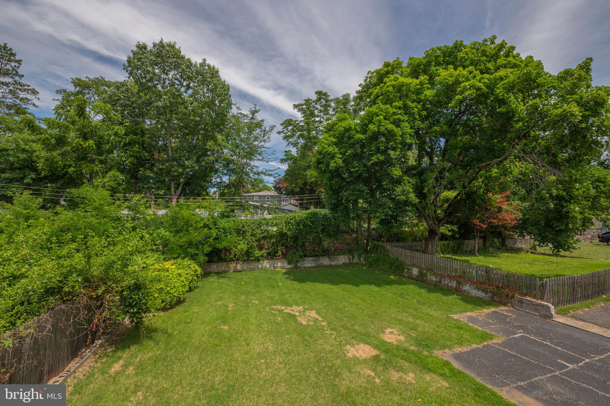 142 WYNDMOOR ROAD