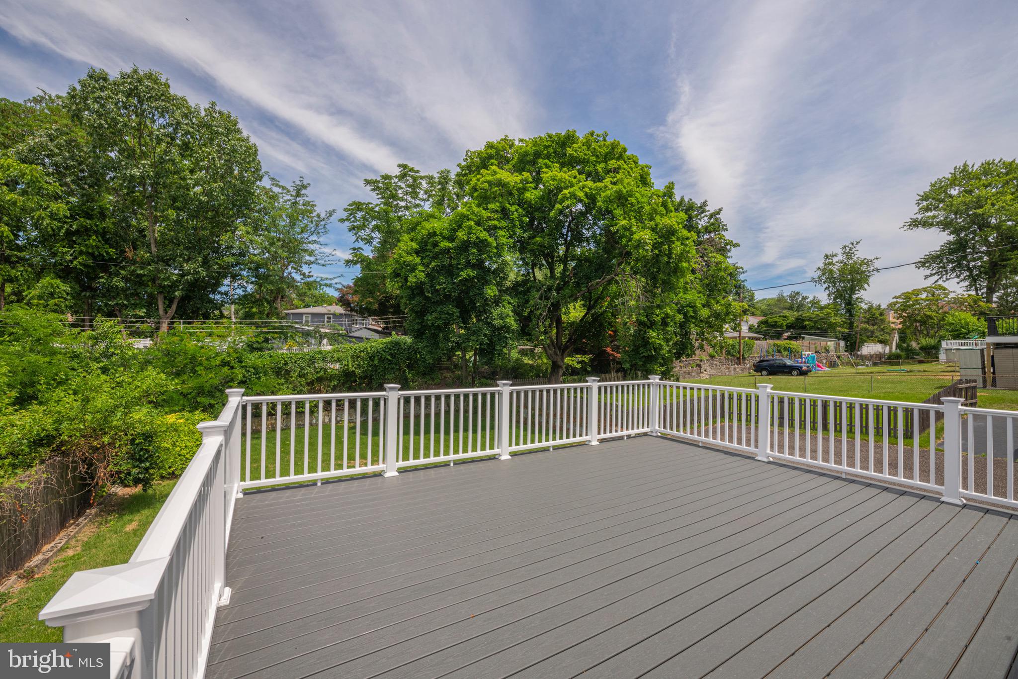 142 WYNDMOOR ROAD