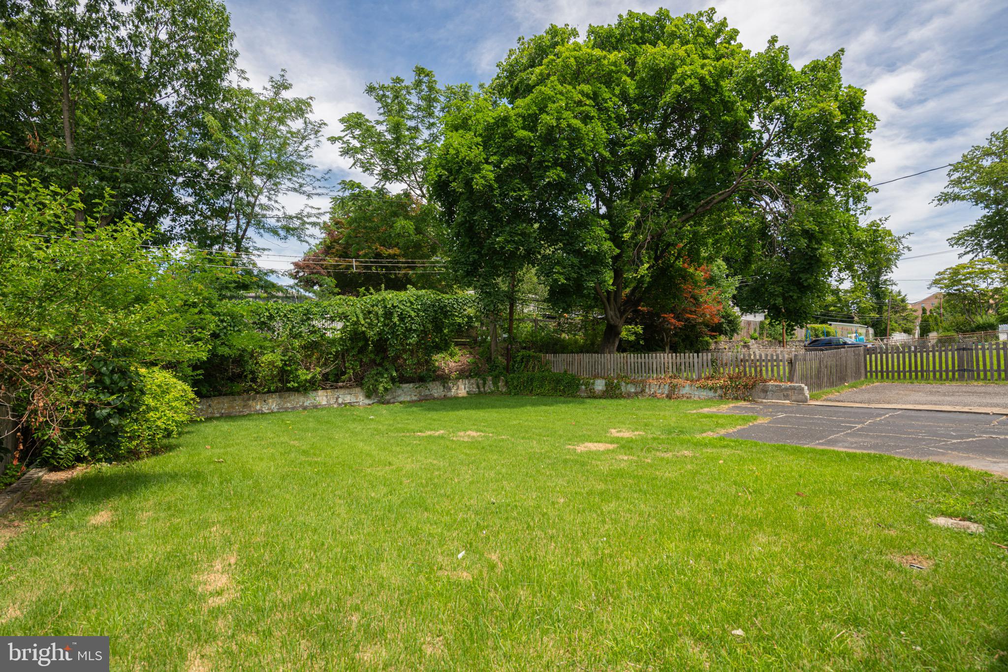 142 WYNDMOOR ROAD