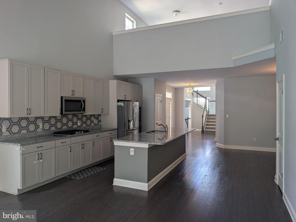 81 SKYLAR CIRCLE