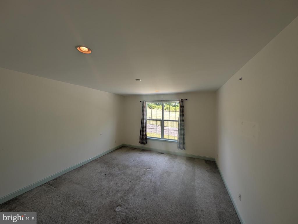 81 SKYLAR CIRCLE