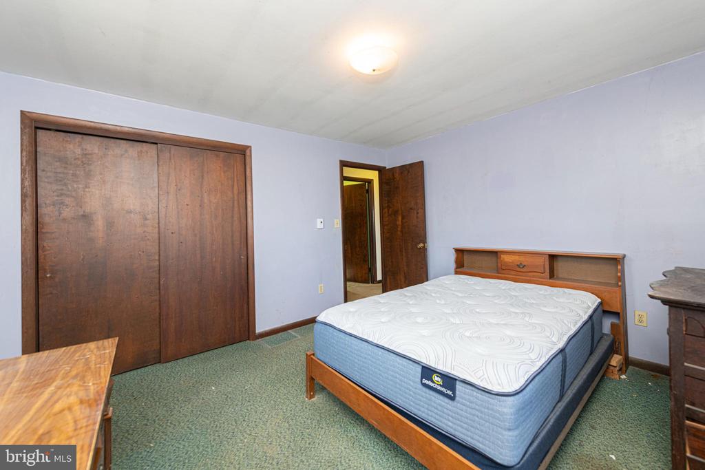 934 ORCHARD ROAD