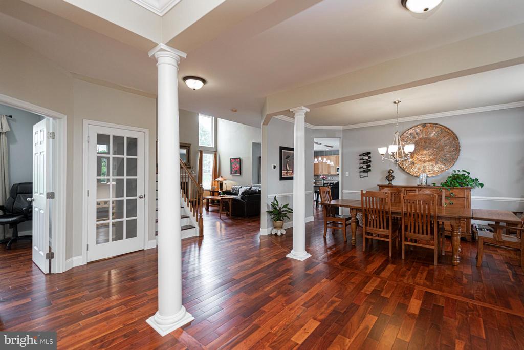 15 DERBY CIRCLE