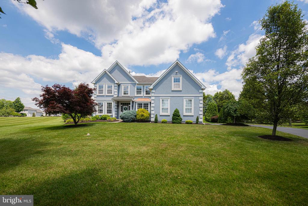 15 DERBY CIRCLE
