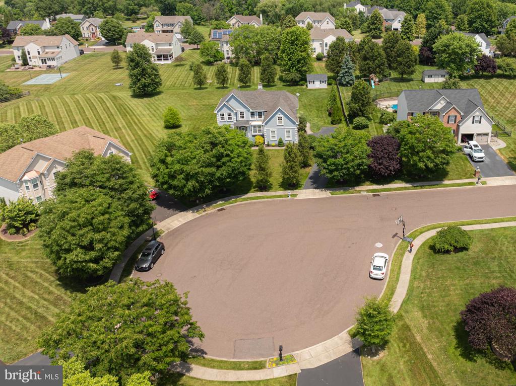 15 DERBY CIRCLE