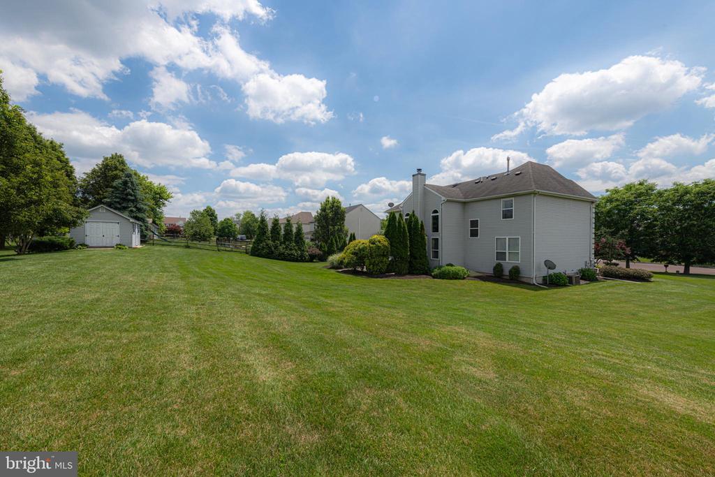 15 DERBY CIRCLE