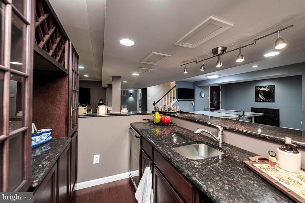 15 DERBY CIRCLE