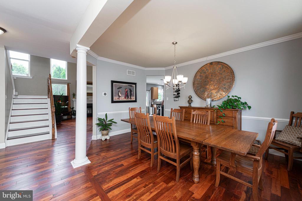 15 DERBY CIRCLE
