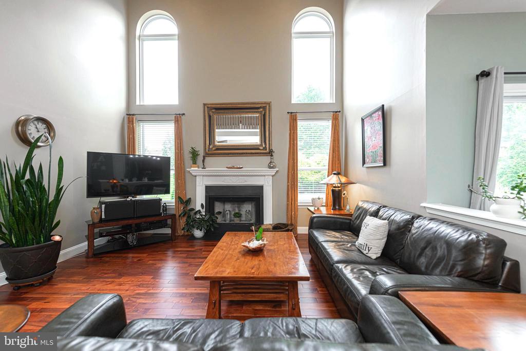 15 DERBY CIRCLE