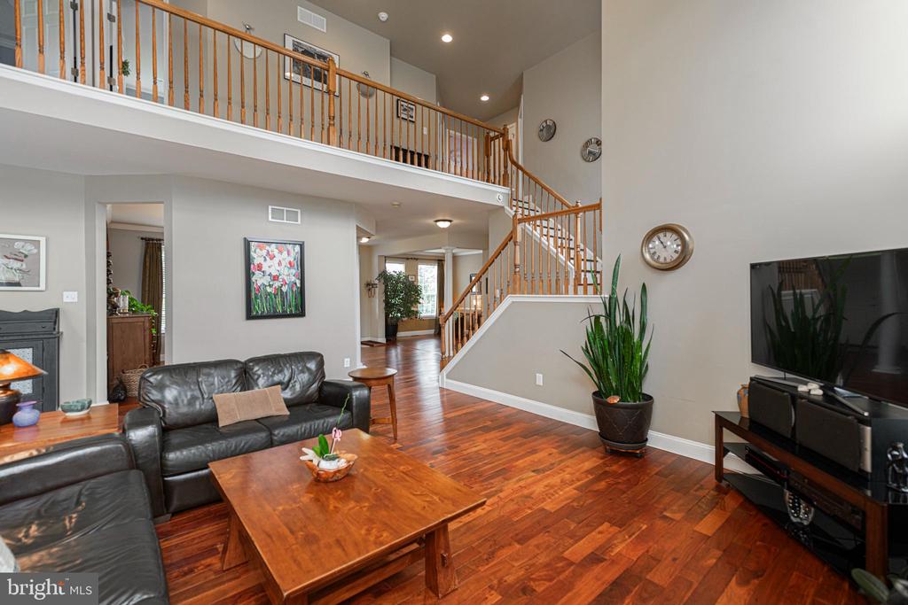 15 DERBY CIRCLE