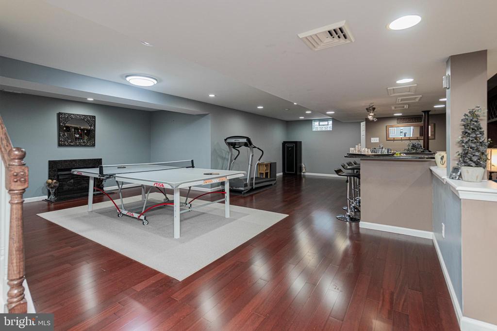 15 DERBY CIRCLE