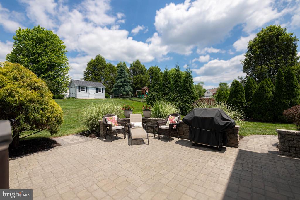 15 DERBY CIRCLE