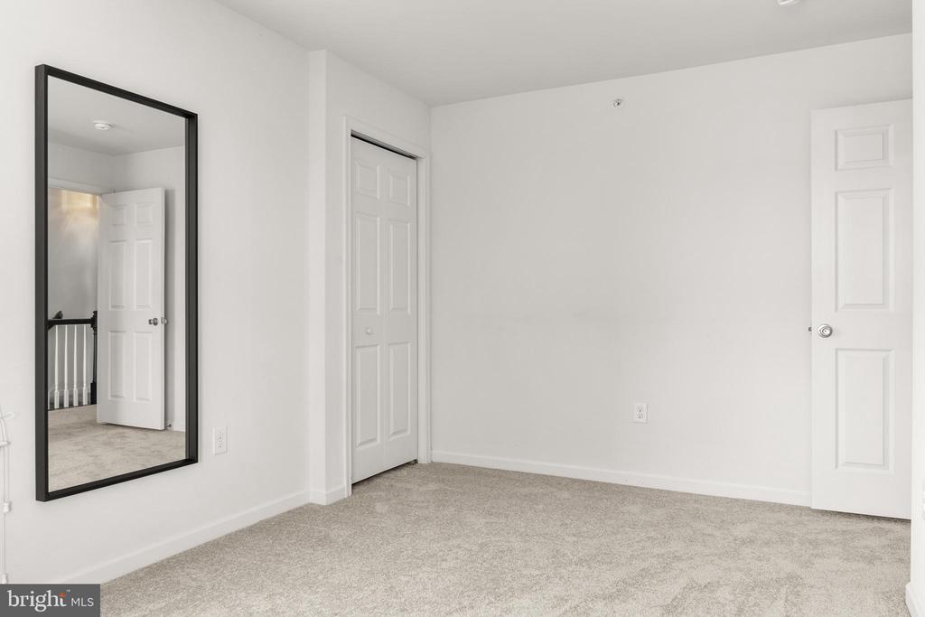 1000 DEKALB STREET 3