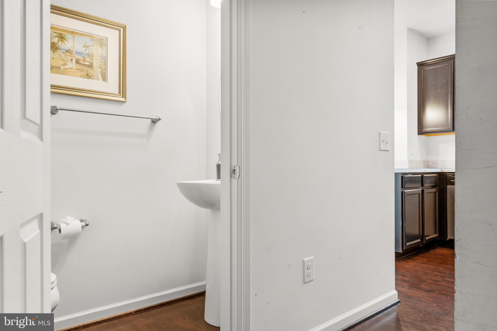 1000 DEKALB STREET 3