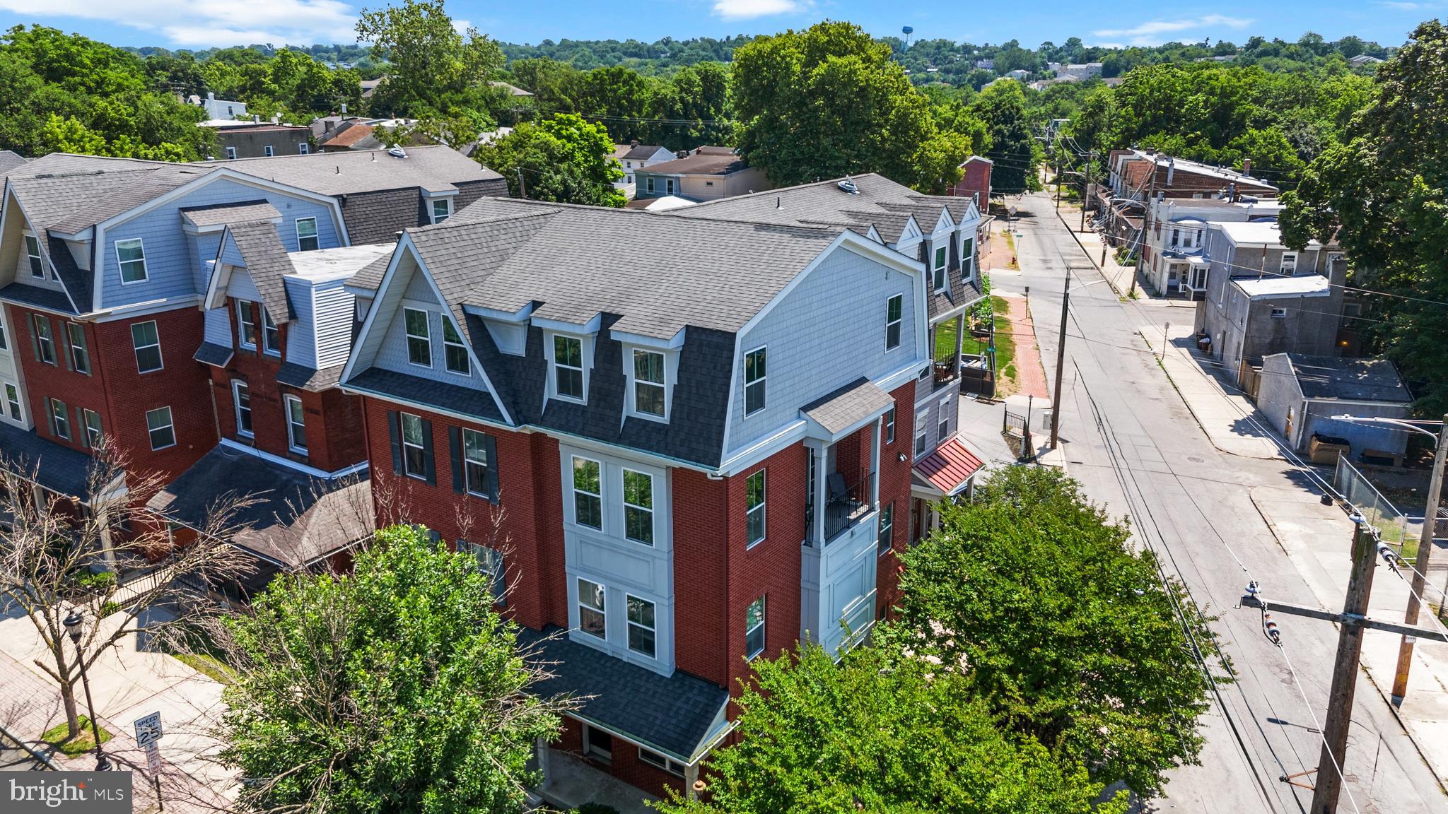 1000 DEKALB STREET 3