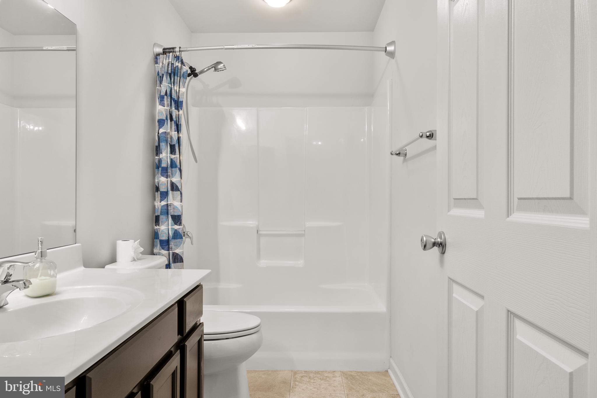 1000 DEKALB STREET 3