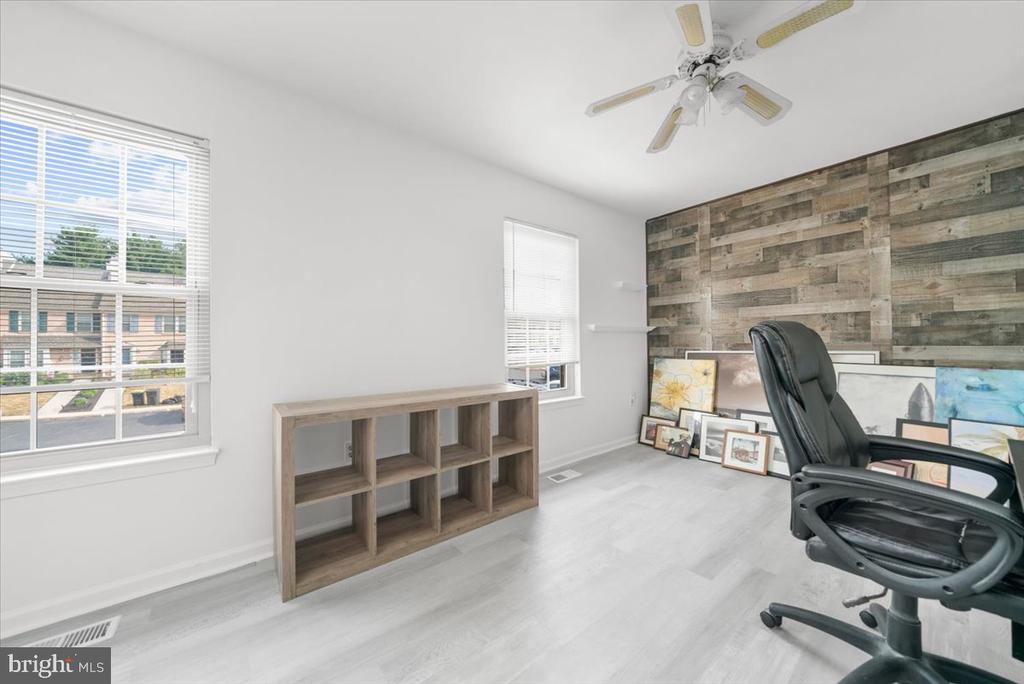 1161 MAPLE GLEN CIRCLE