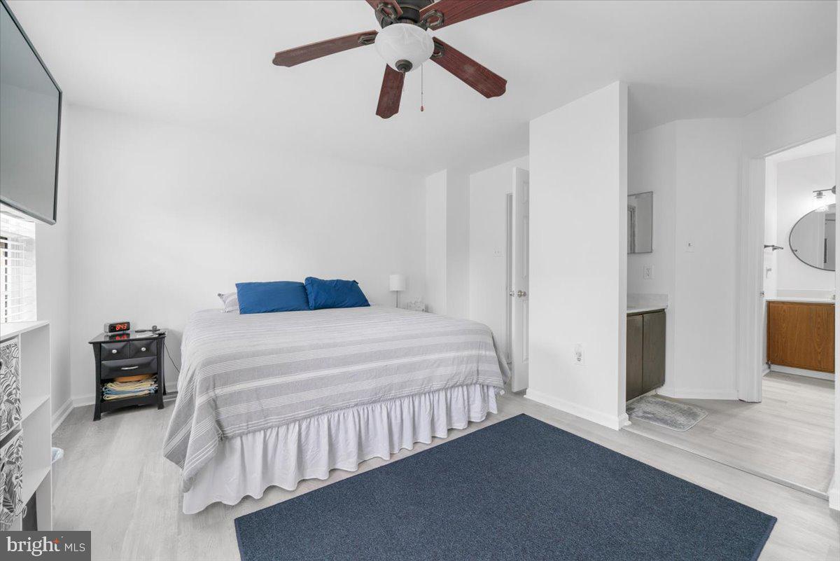 1161 MAPLE GLEN CIRCLE