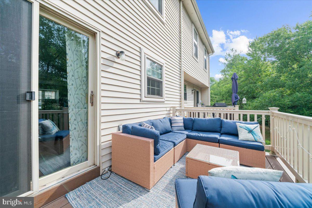 1161 MAPLE GLEN CIRCLE