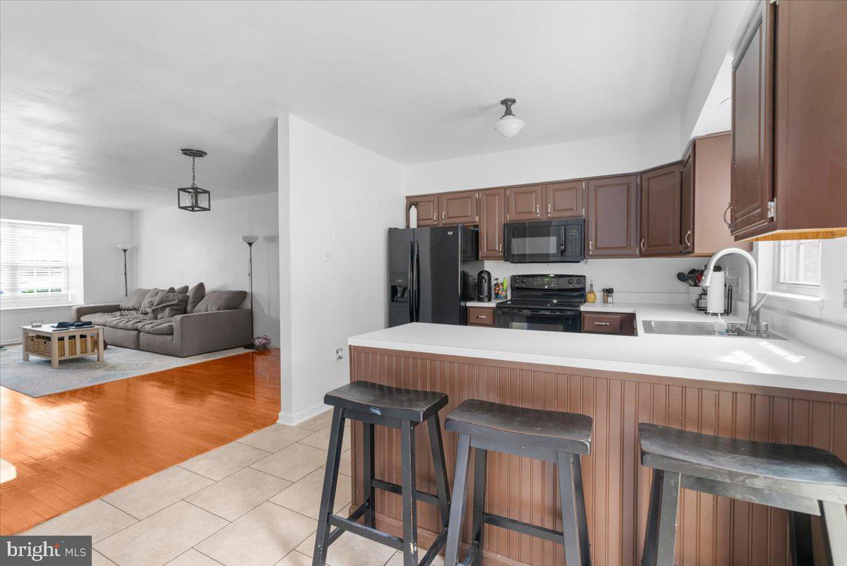 1161 MAPLE GLEN CIRCLE