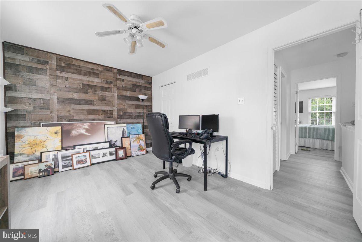 1161 MAPLE GLEN CIRCLE