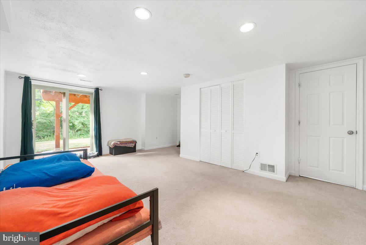 1161 MAPLE GLEN CIRCLE