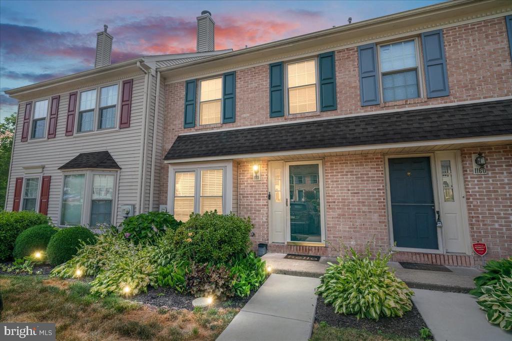 1161 MAPLE GLEN CIRCLE